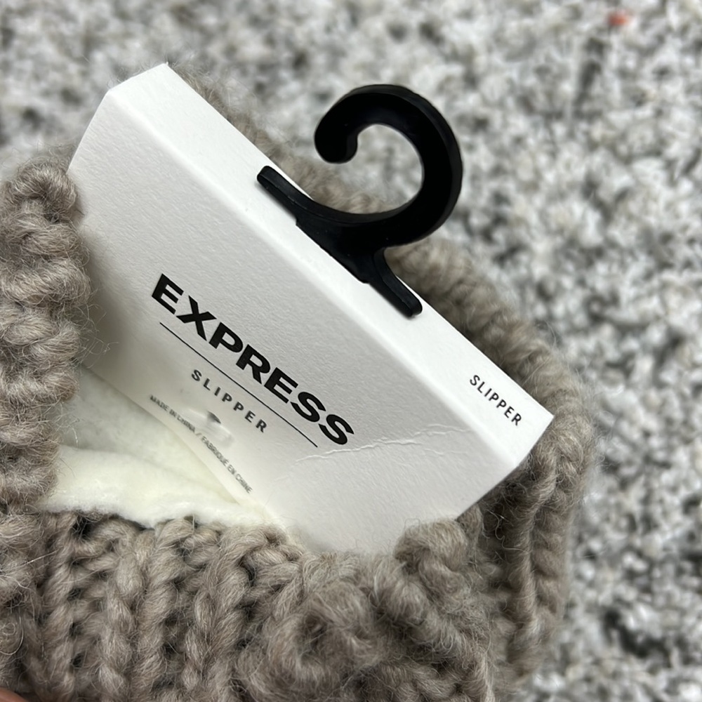 Express Slippers - Picture 3 of 4